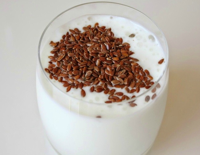 Кефир и семена льна для очищения организма Кефир и семена льна